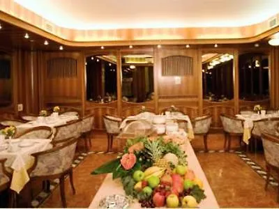 Hotel New Alexander 3*