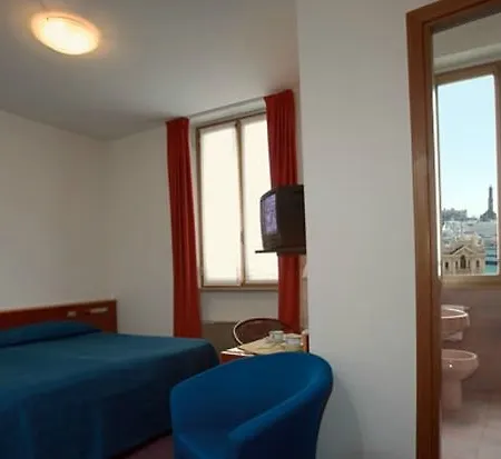New Alexander Génova